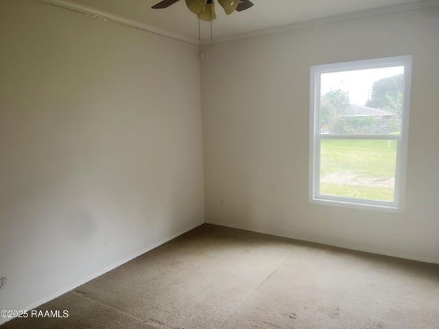 1062 Anse Broussard Highway, Breaux Bridge, LA 70517