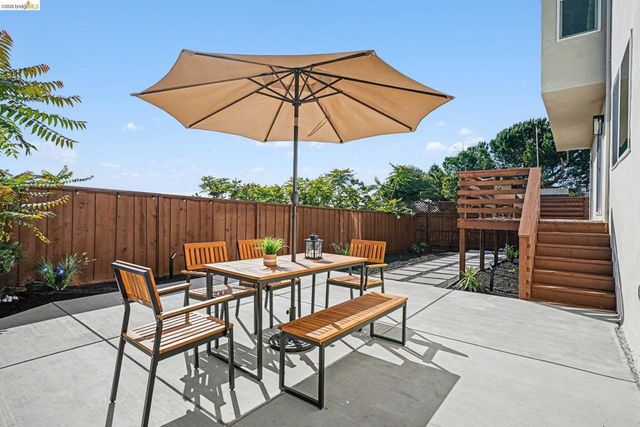 16085 Gramercy Dr, Castro Valley, CA 94578