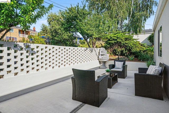 16085 Gramercy Dr, Castro Valley, CA 94578