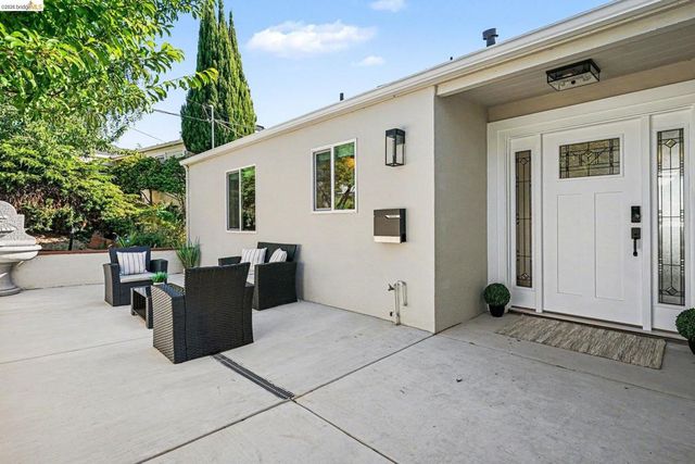 16085 Gramercy Dr, Castro Valley, CA 94578
