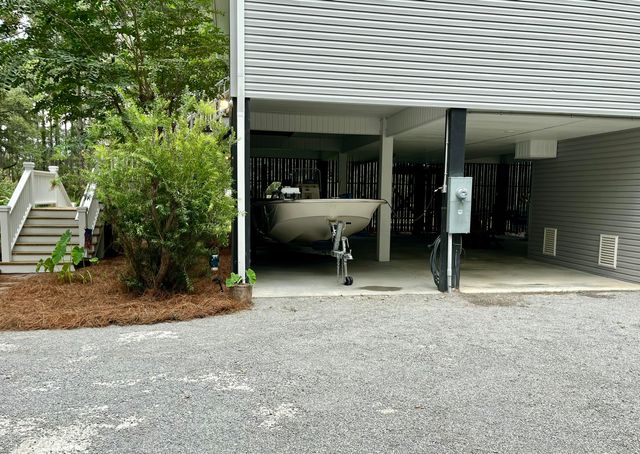 861 Edding Creek Drive, Edisto Island, SC 29438