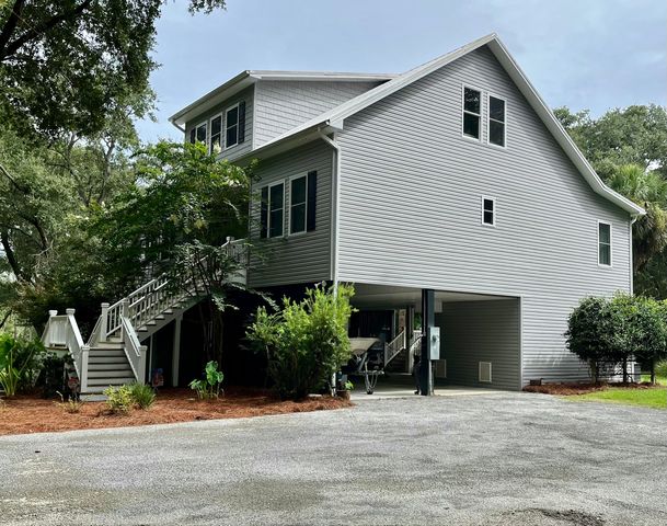 861 Edding Creek Drive, Edisto Island, SC 29438