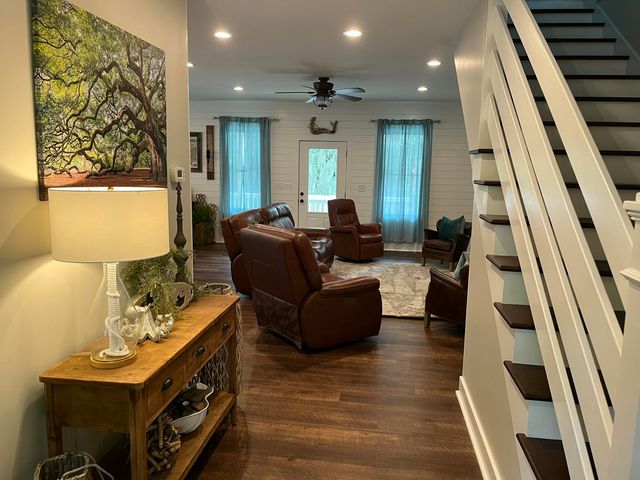 861 Edding Creek Drive, Edisto Island, SC 29438