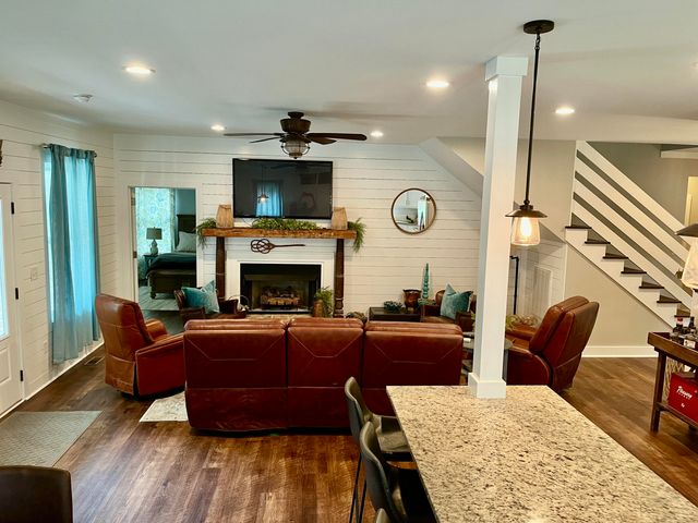861 Edding Creek Drive, Edisto Island, SC 29438