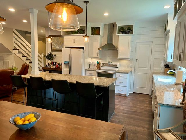 861 Edding Creek Drive, Edisto Island, SC 29438