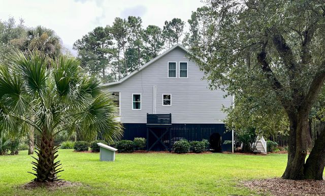861 Edding Creek Drive, Edisto Island, SC 29438