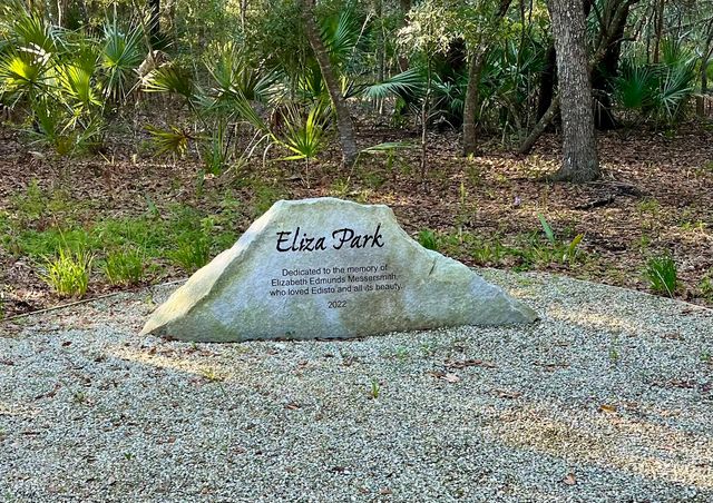 861 Edding Creek Drive, Edisto Island, SC 29438