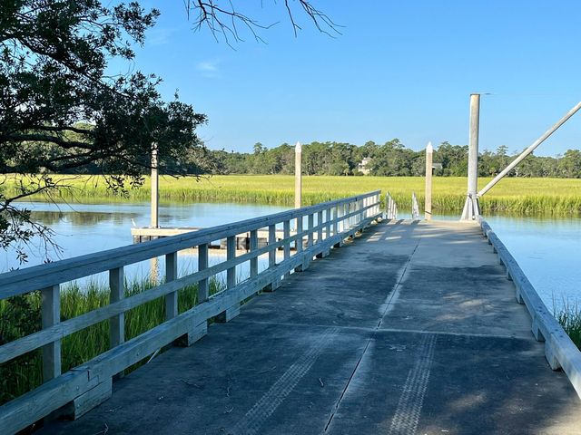861 Edding Creek Drive, Edisto Island, SC 29438