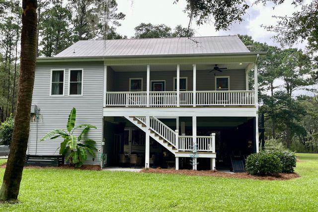 861 Edding Creek Drive, Edisto Island, SC 29438