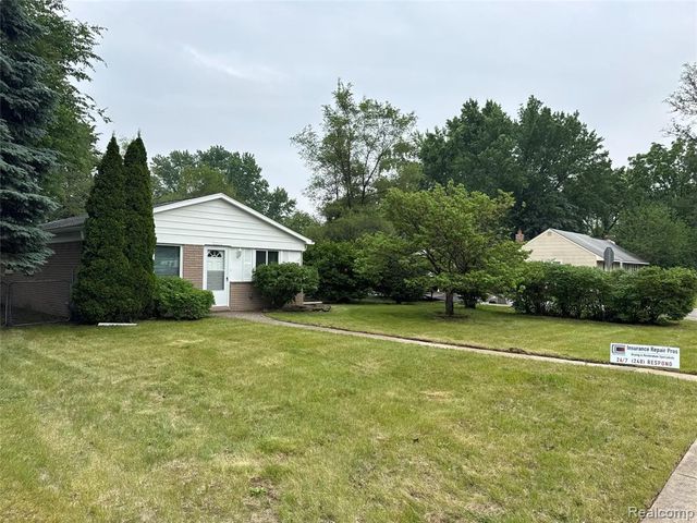 21104 Inkster Road, Southfield, MI 48033