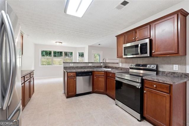 131 Elk Drive, Temple, GA 30179