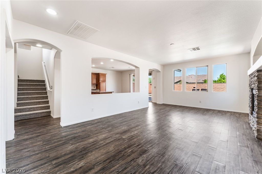 7532 Schuders Avenue, Las Vegas, NV 89178 — photo 5