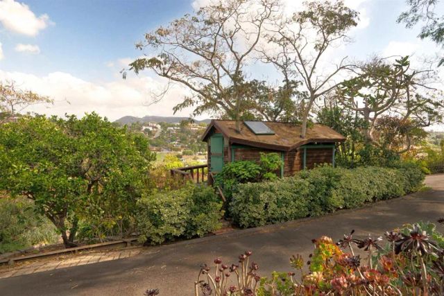1715 Montgomery Drive, Vista, CA 92084