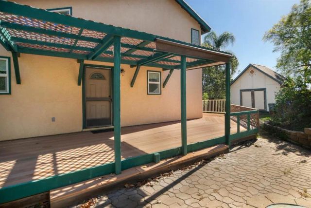1715 Montgomery Drive, Vista, CA 92084