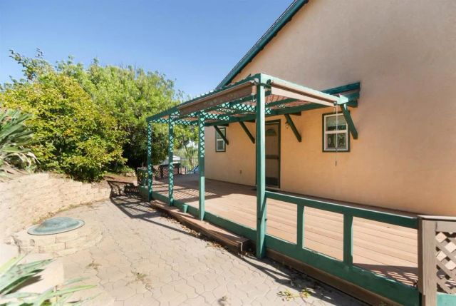 1715 Montgomery Drive, Vista, CA 92084