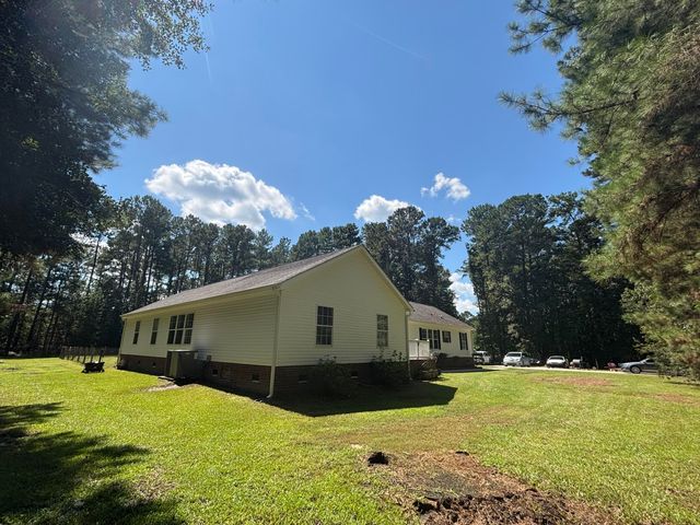 121 Scotts Pond Trail, Moncks Corner, SC 29461