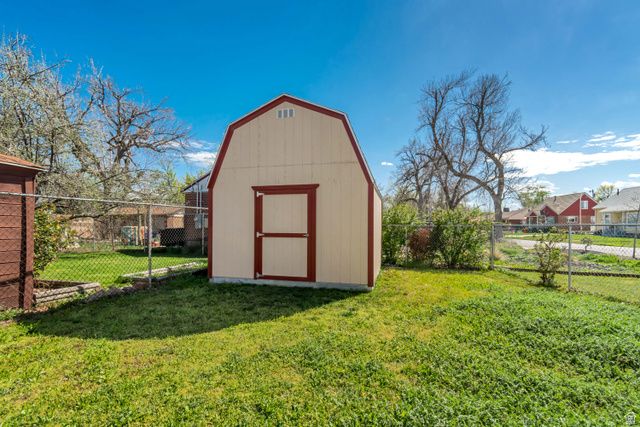 848 N OAKLEY ST, Salt Lake City, UT 84116