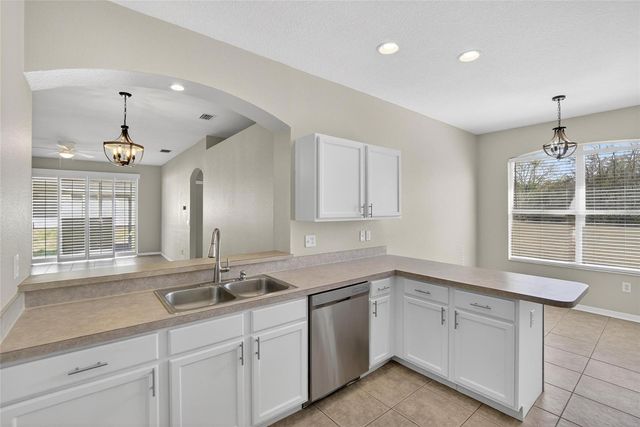 5714 HAWKGROVE PLACE, Lithia, FL 33547