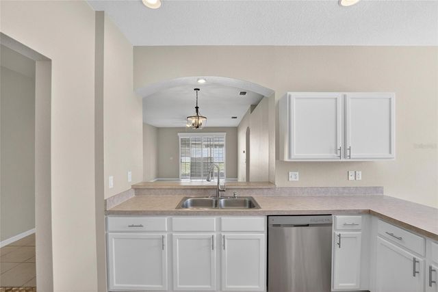 5714 HAWKGROVE PLACE, Lithia, FL 33547