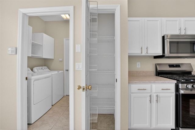 5714 HAWKGROVE PLACE, Lithia, FL 33547