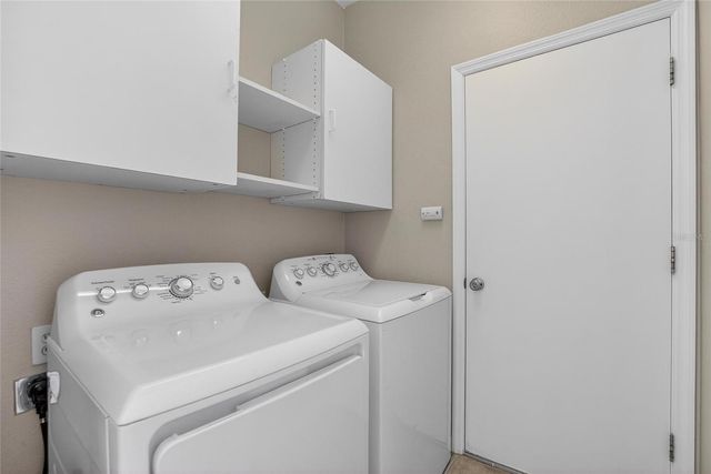 5714 HAWKGROVE PLACE, Lithia, FL 33547