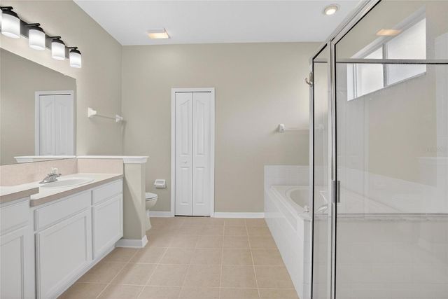 5714 HAWKGROVE PLACE, Lithia, FL 33547