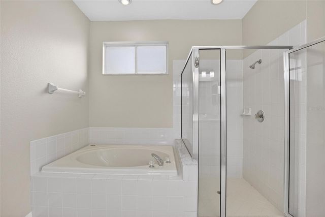 5714 HAWKGROVE PLACE, Lithia, FL 33547