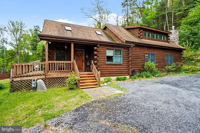 6386 CHAMBERSBURG RD, Fayetteville, PA 17222
