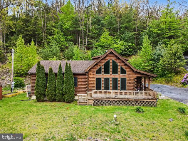 6386 CHAMBERSBURG RD, Fayetteville, PA 17222