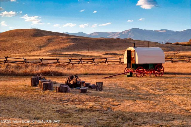 20A RD 5RU, Meeteetse, WY 82433