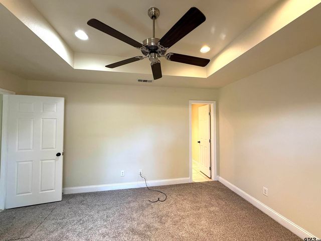 203 Reynolds St, Pittsburg, TX 75686