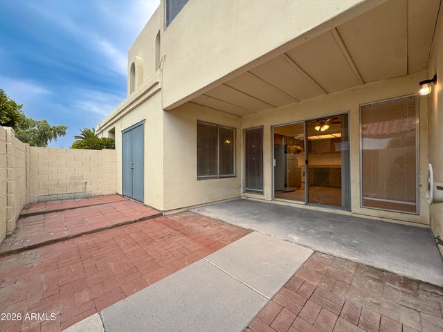3202 W LOMA Lane 2, Phoenix, AZ 85051