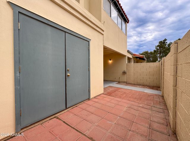 3202 W LOMA Lane 2, Phoenix, AZ 85051