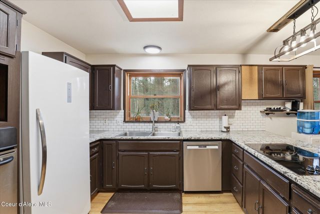 2455 W SEASONS RD, Athol, ID 83801