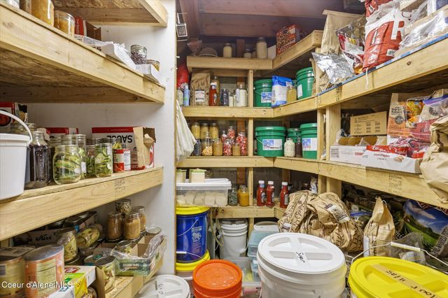 2455 W SEASONS RD, Athol, ID 83801