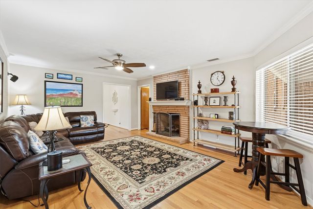 6256 Saratoga Circle, Dallas, TX 75214