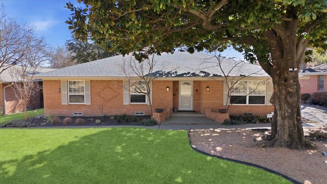 6256 Saratoga Circle, Dallas, TX 75214