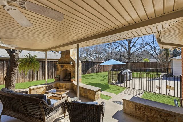 6256 Saratoga Circle, Dallas, TX 75214