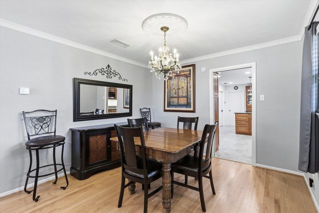 6256 Saratoga Circle, Dallas, TX 75214