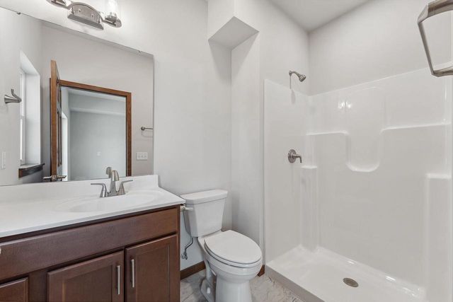 212 S Dewey Avenue, Reedsburg, WI 53959