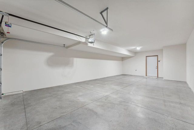 212 S Dewey Avenue, Reedsburg, WI 53959