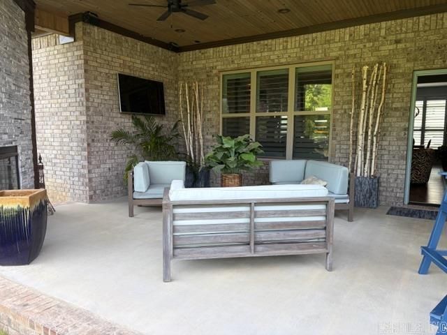 35 Drew Drive, Little Rock, AR 72223