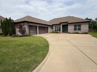 35 Drew Drive, Little Rock, AR 72223