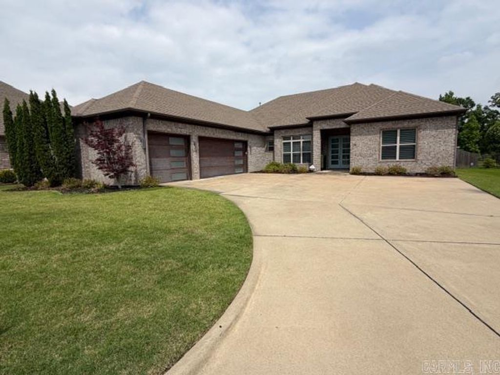 35 Drew Drive, Little Rock, AR 72223