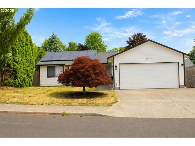 19452 STILLMEADOW Dr, Oregon City, OR 97045