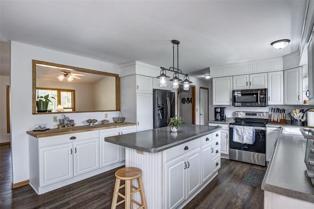 311 Glenwood Court, Chippewa Falls, WI 54729