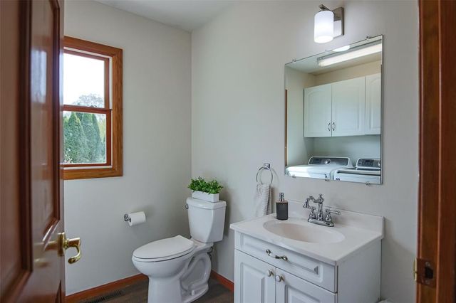 311 Glenwood Court, Chippewa Falls, WI 54729