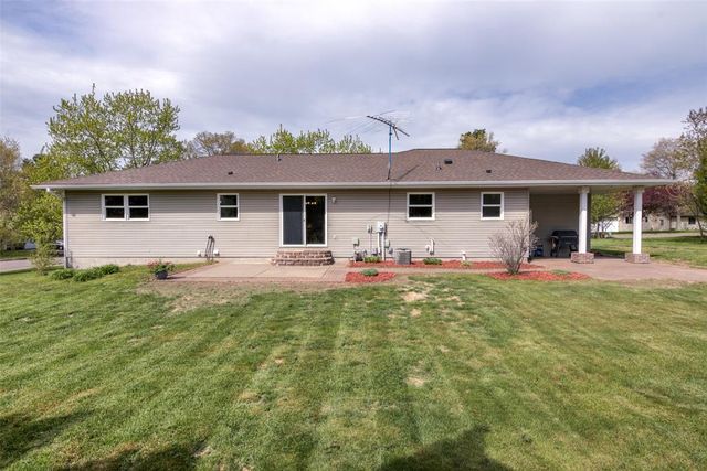 311 Glenwood Court, Chippewa Falls, WI 54729