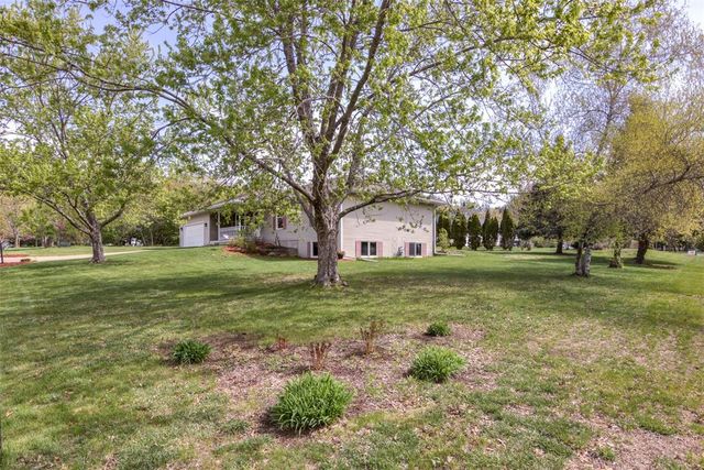 311 Glenwood Court, Chippewa Falls, WI 54729