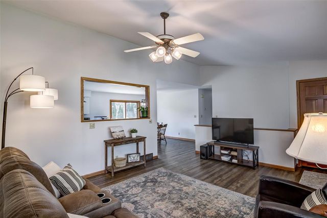 311 Glenwood Court, Chippewa Falls, WI 54729